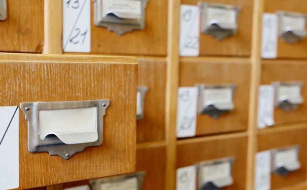 档案在自己手里怎么办理托管 档案在自己手里怎么办理托管?