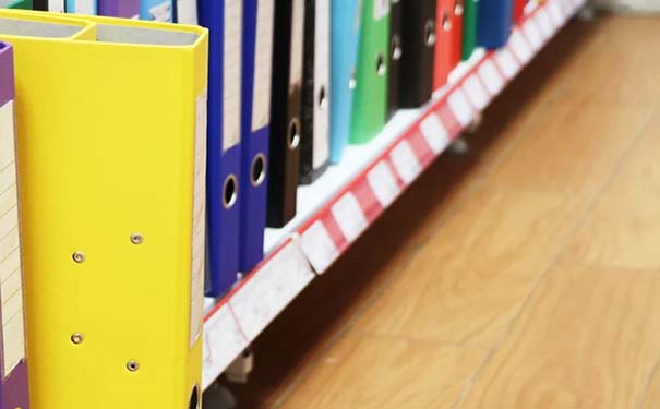 去人才市场怎么查询档案在哪里？